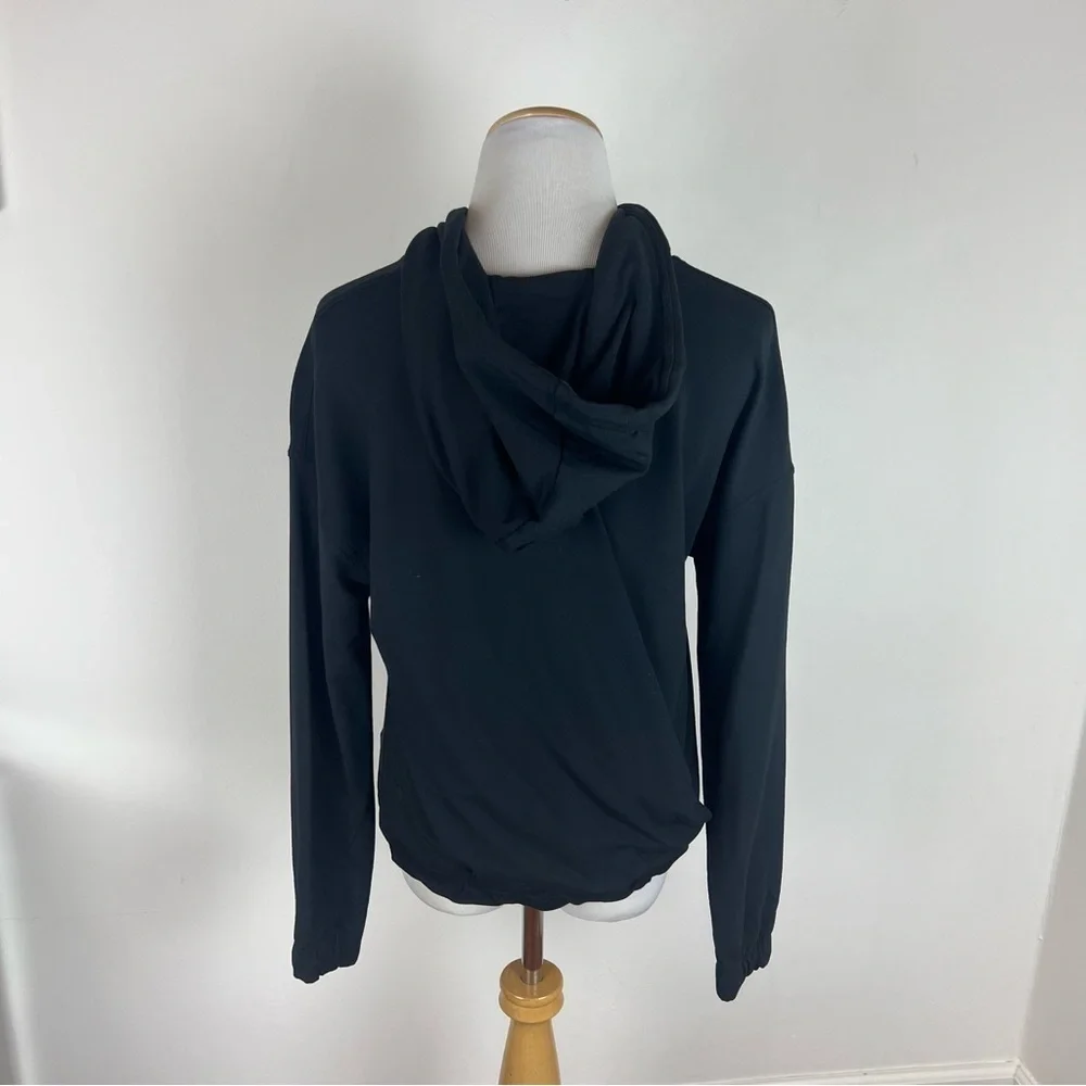 Lululemon Cross Slit Back Athletic Hoodie Sweatshirt Black Size 6